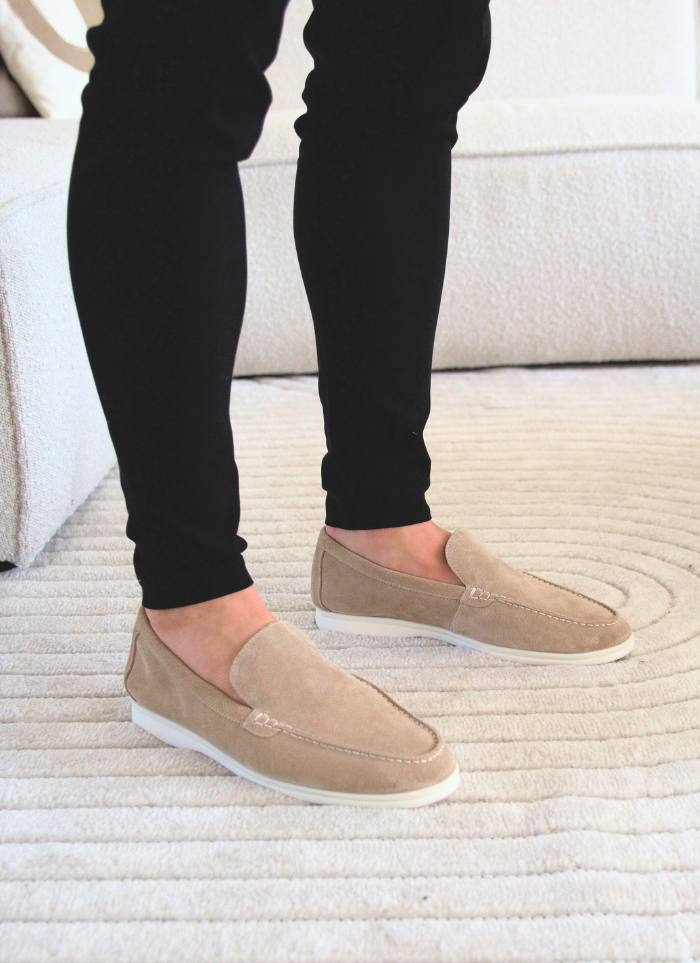 Elegant Suede Yacht Loafers - Beige